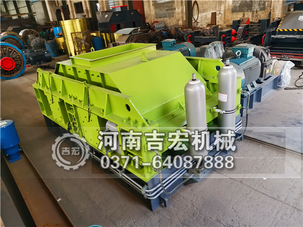 鵝卵石治沙機(jī)