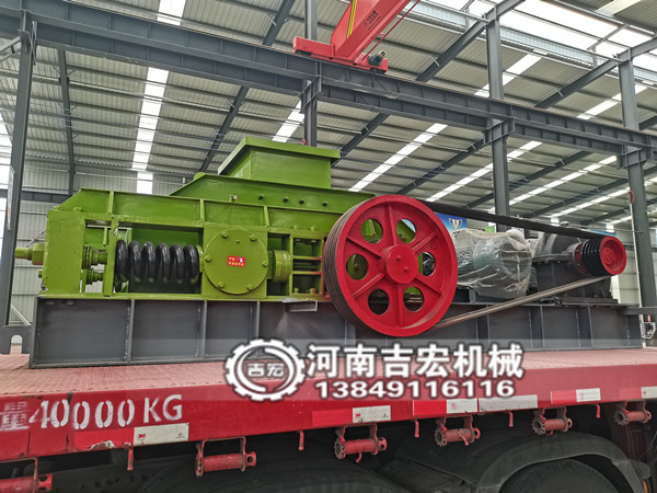 廢舊柏油路面破碎機哪種設(shè)備比較好,性能優(yōu)勢是什么？